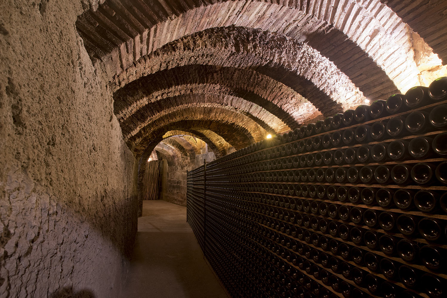 Mujécar Cellar